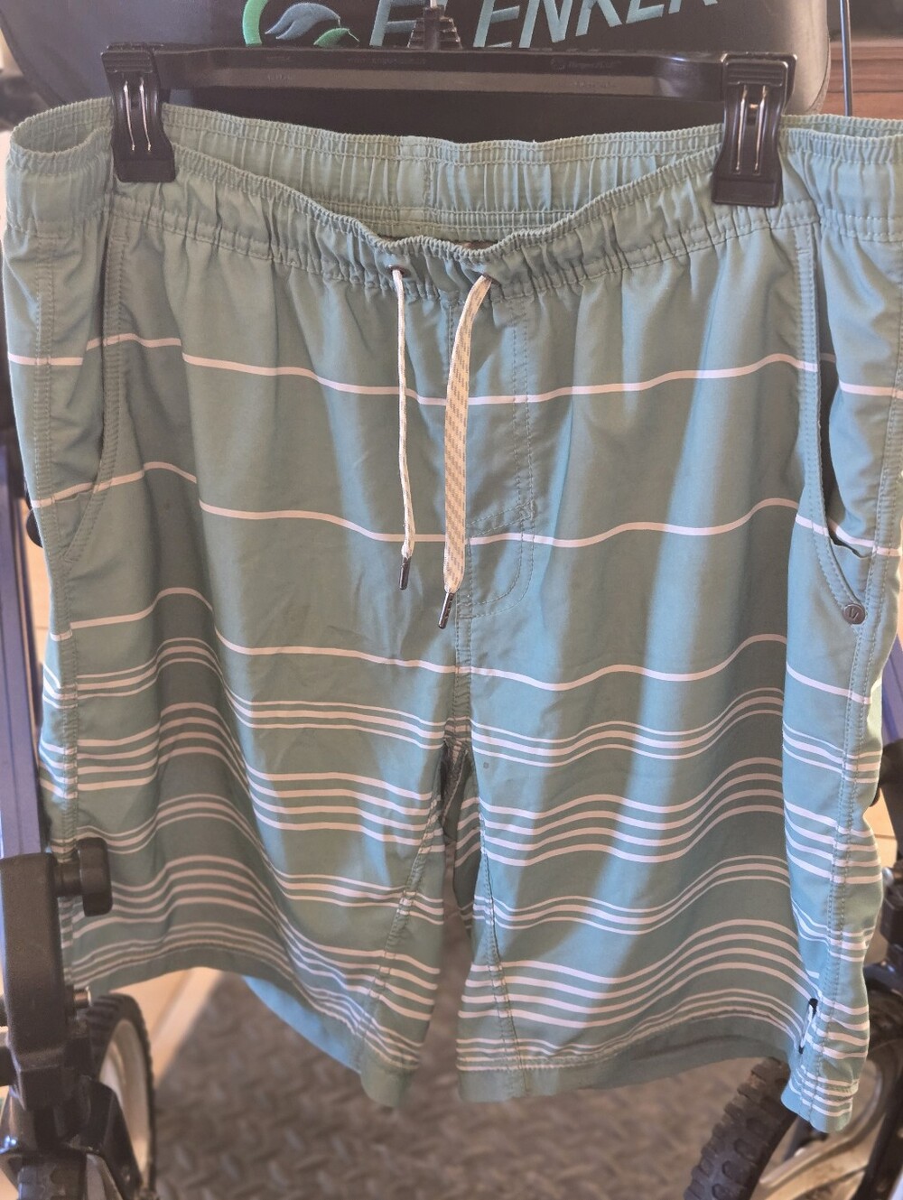 Vuori Kore Shorts Men's Large